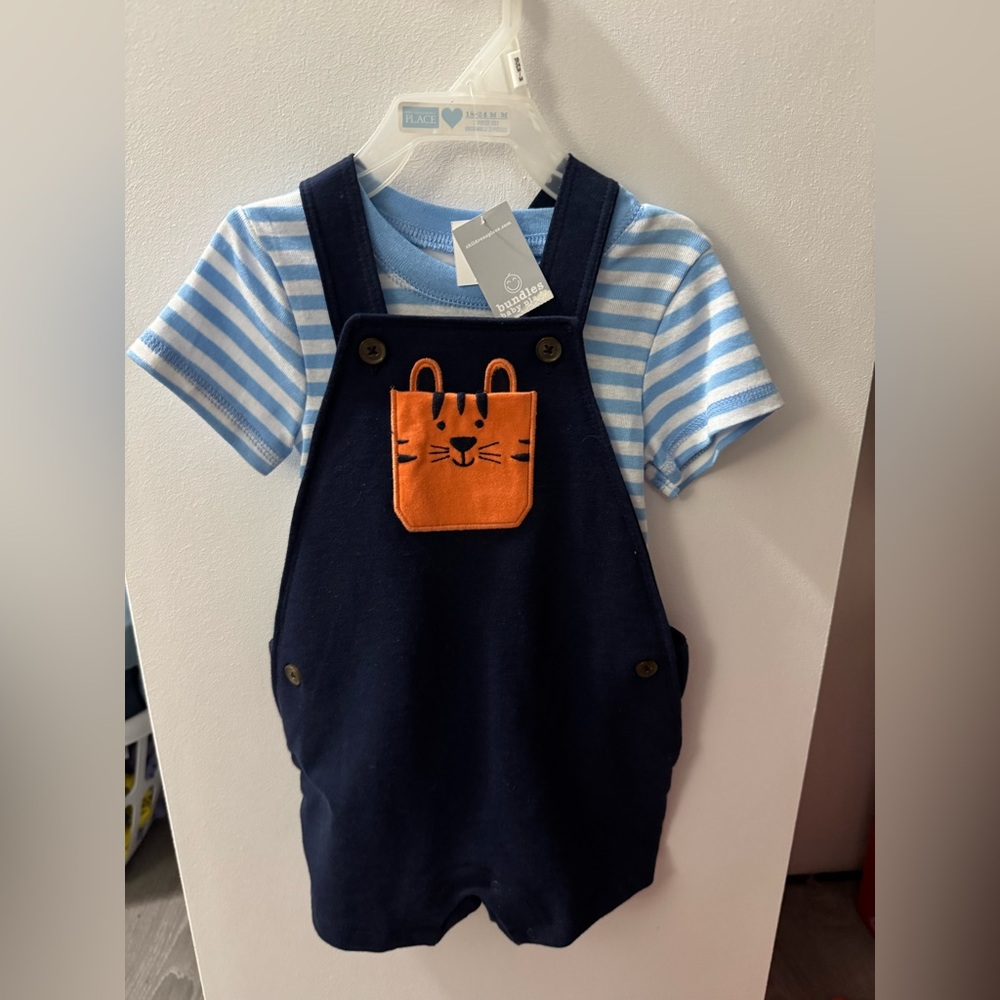 NWT The Children’s Place 2 piece shortall set